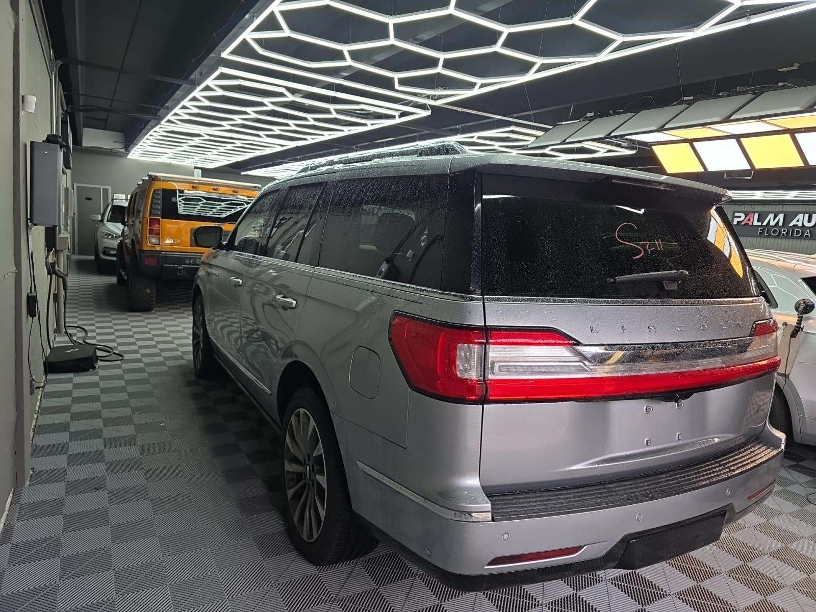 2020 Lincoln Navigator Reserve RWD