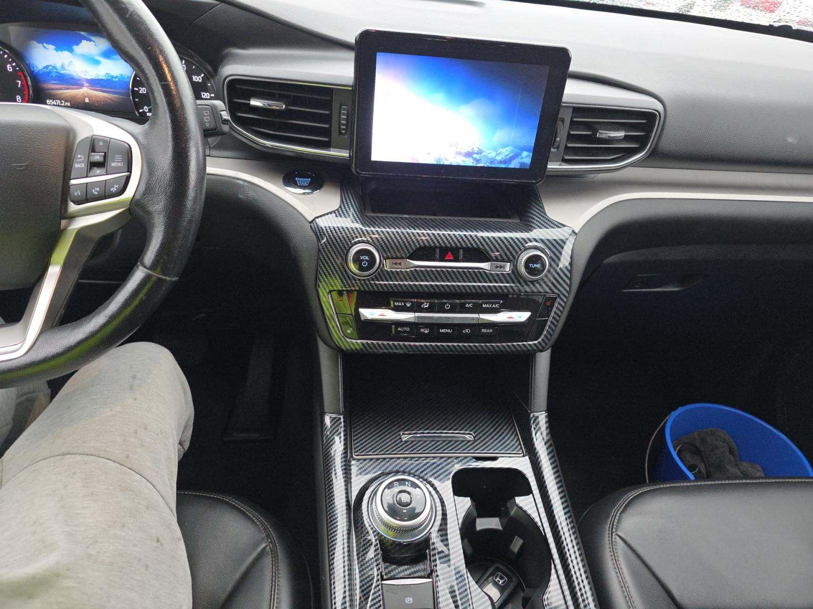 2023 Ford Explorer XLT RWD