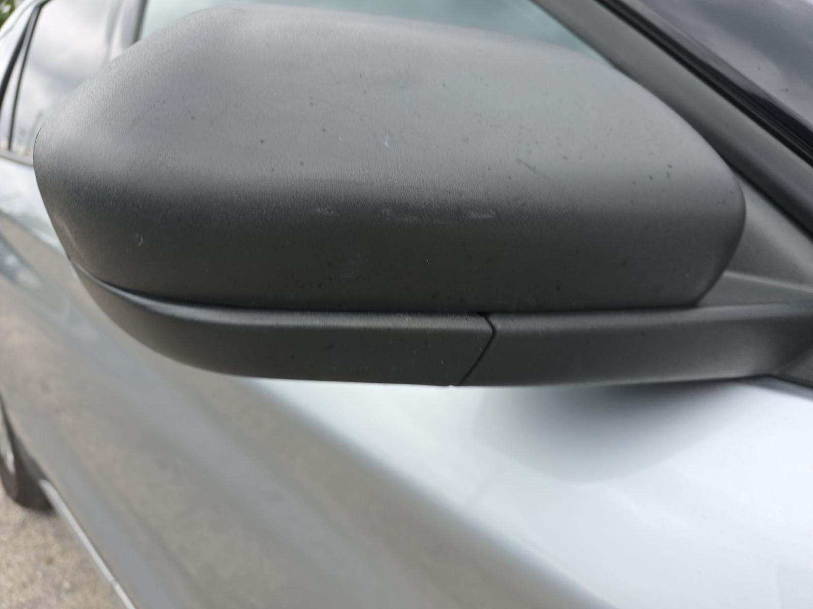 2023 Ford Explorer XLT RWD