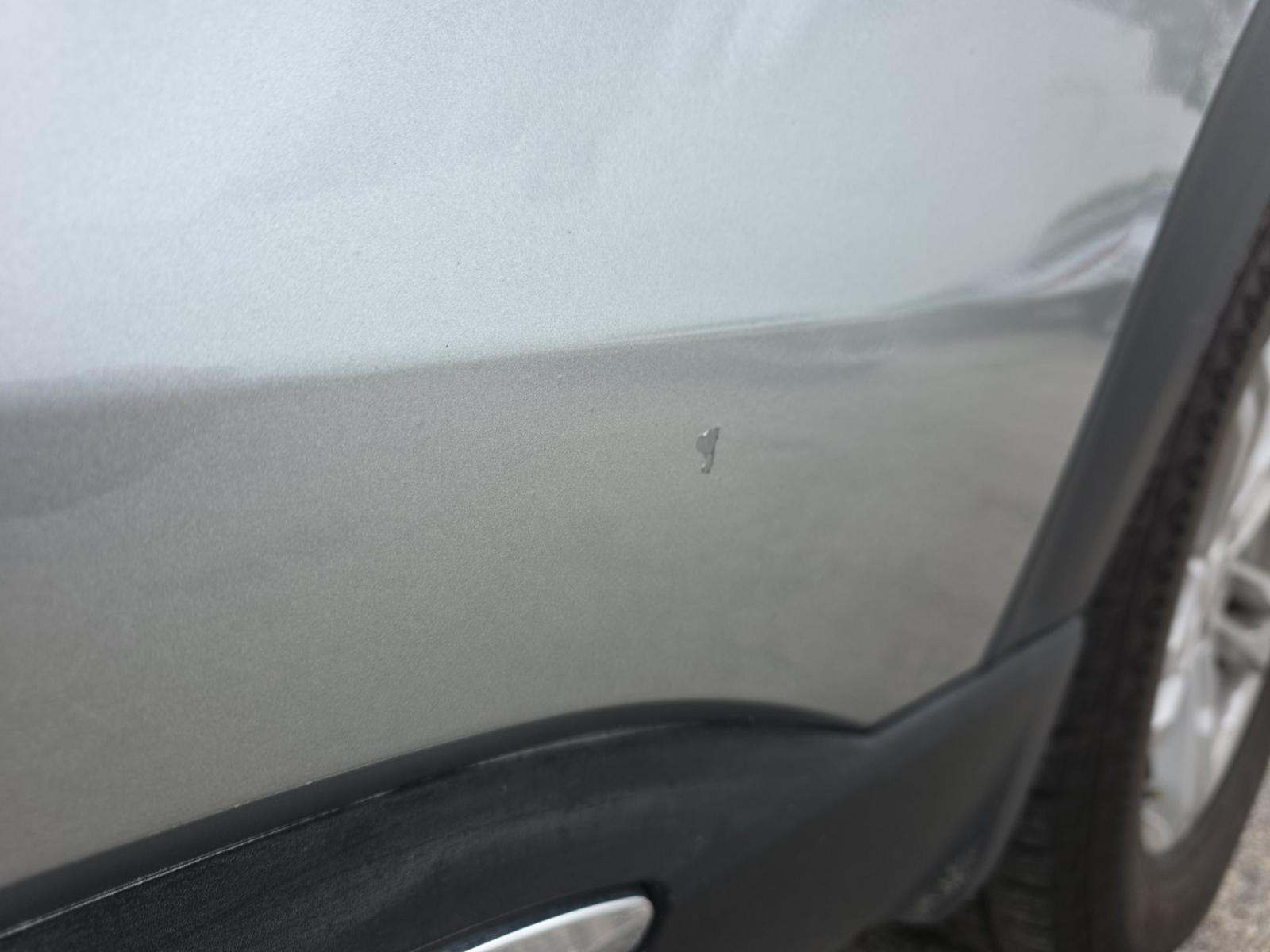 2023 Ford Explorer XLT RWD