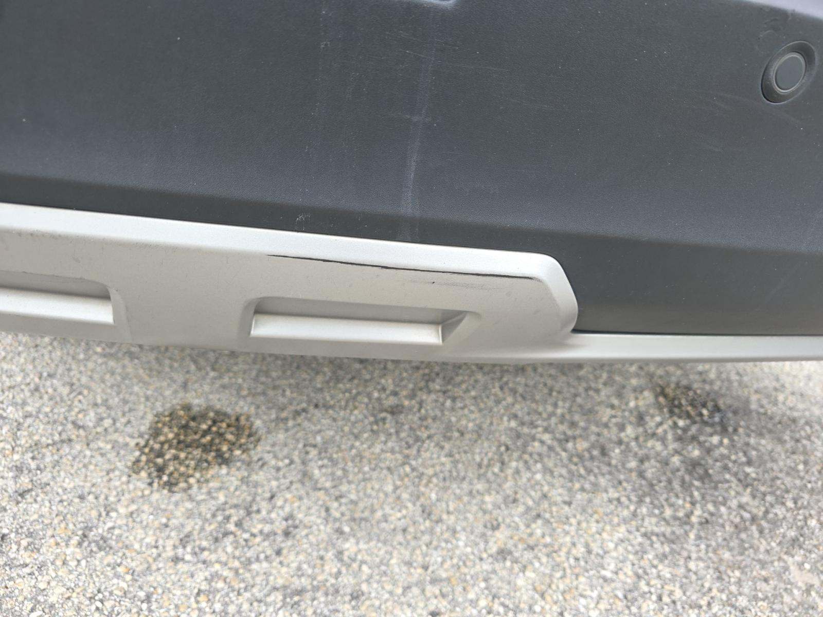 2023 Ford Explorer XLT RWD