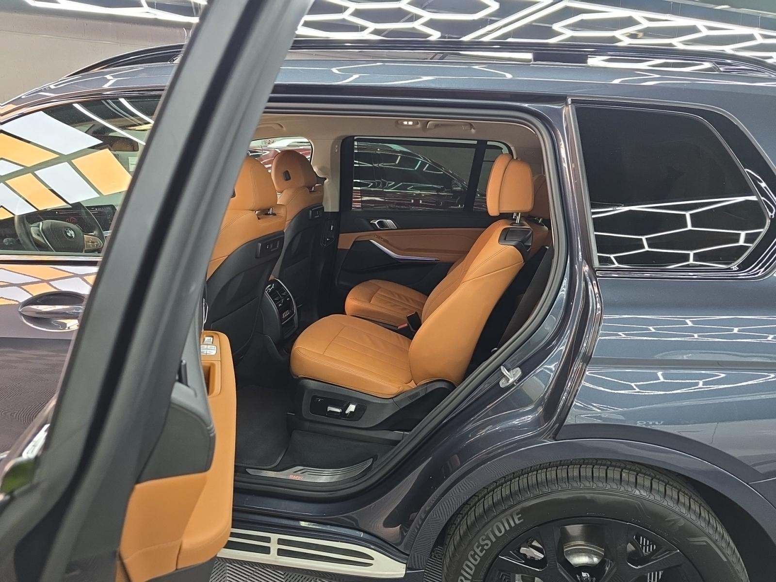 2022 BMW X7 xDrive40i AWD