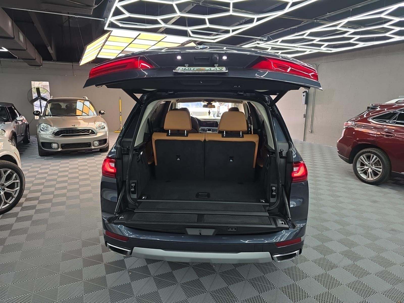 2022 BMW X7 xDrive40i AWD