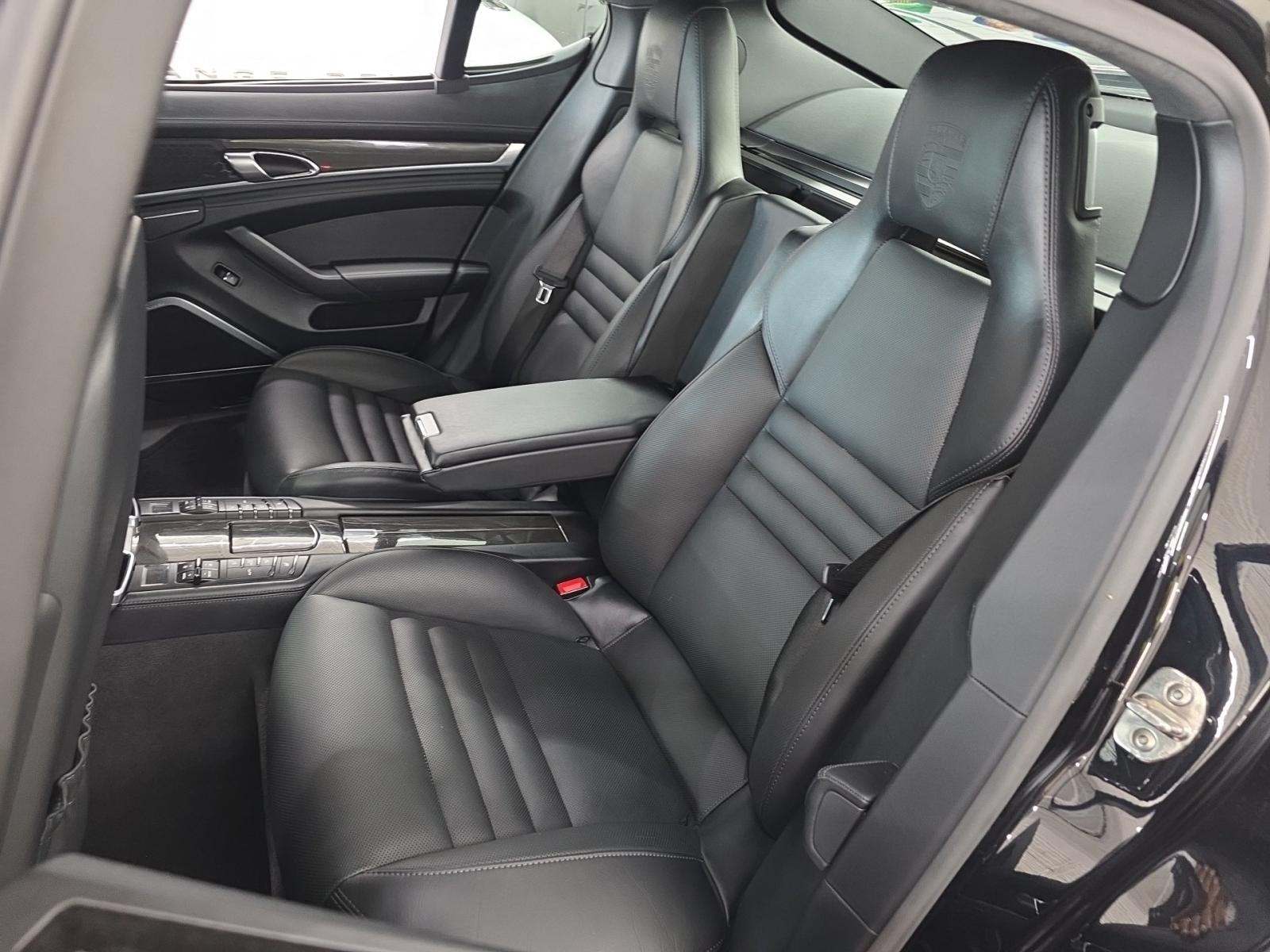 2015 Porsche Panamera Turbo S AWD