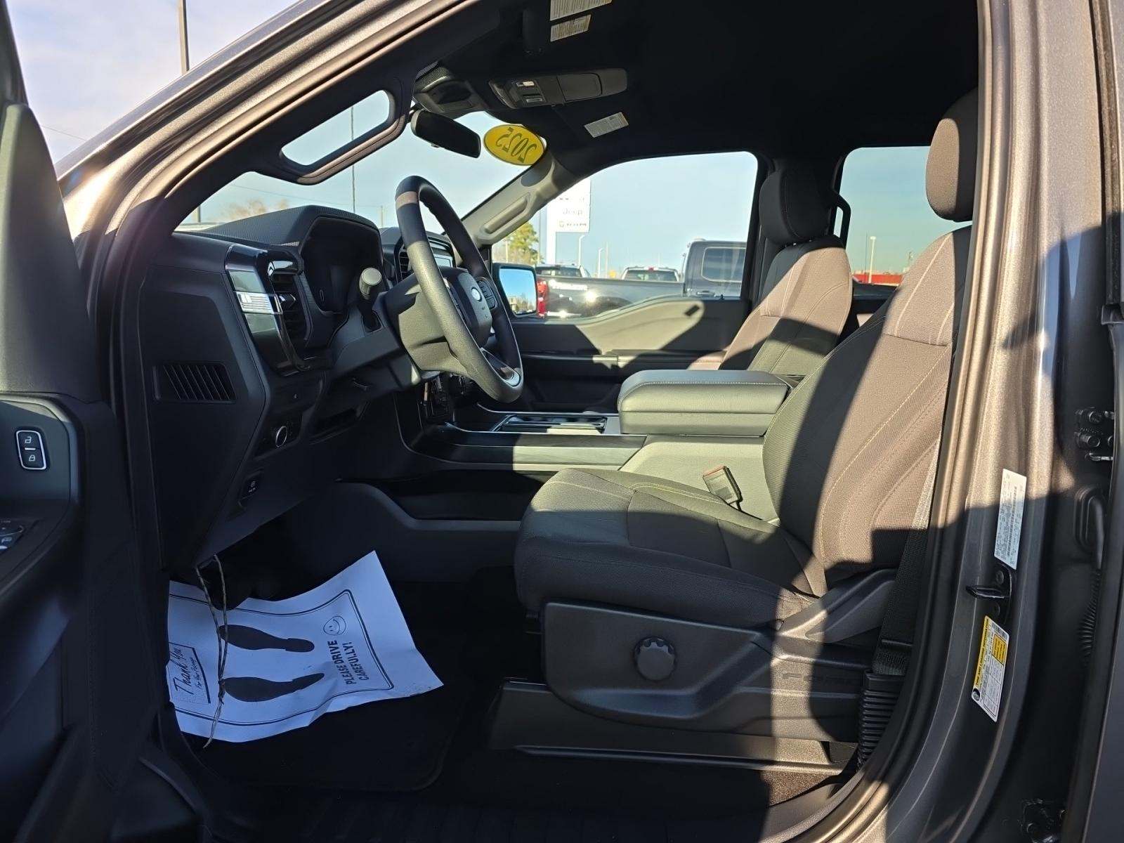 2025 Ford F-150 STX AWD