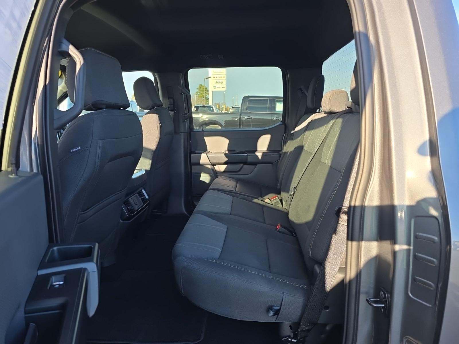 2025 Ford F-150 STX AWD