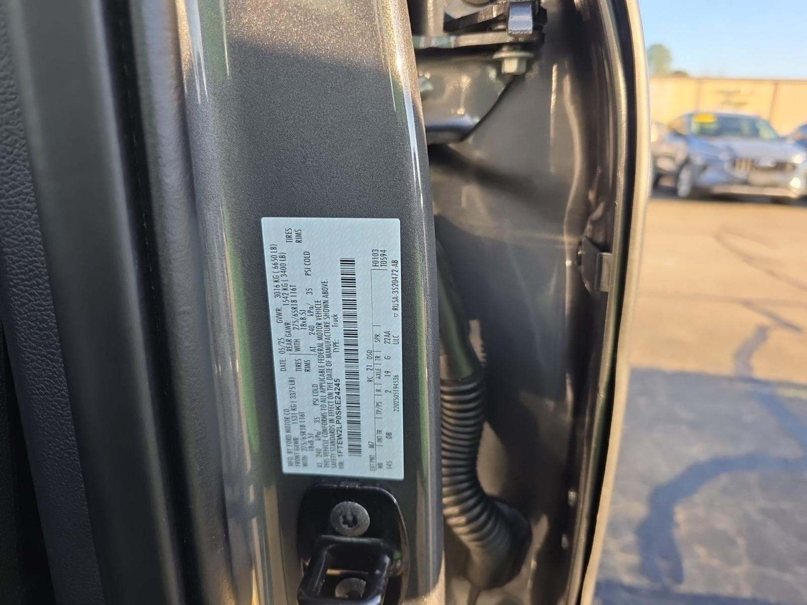 2025 Ford F-150 STX AWD