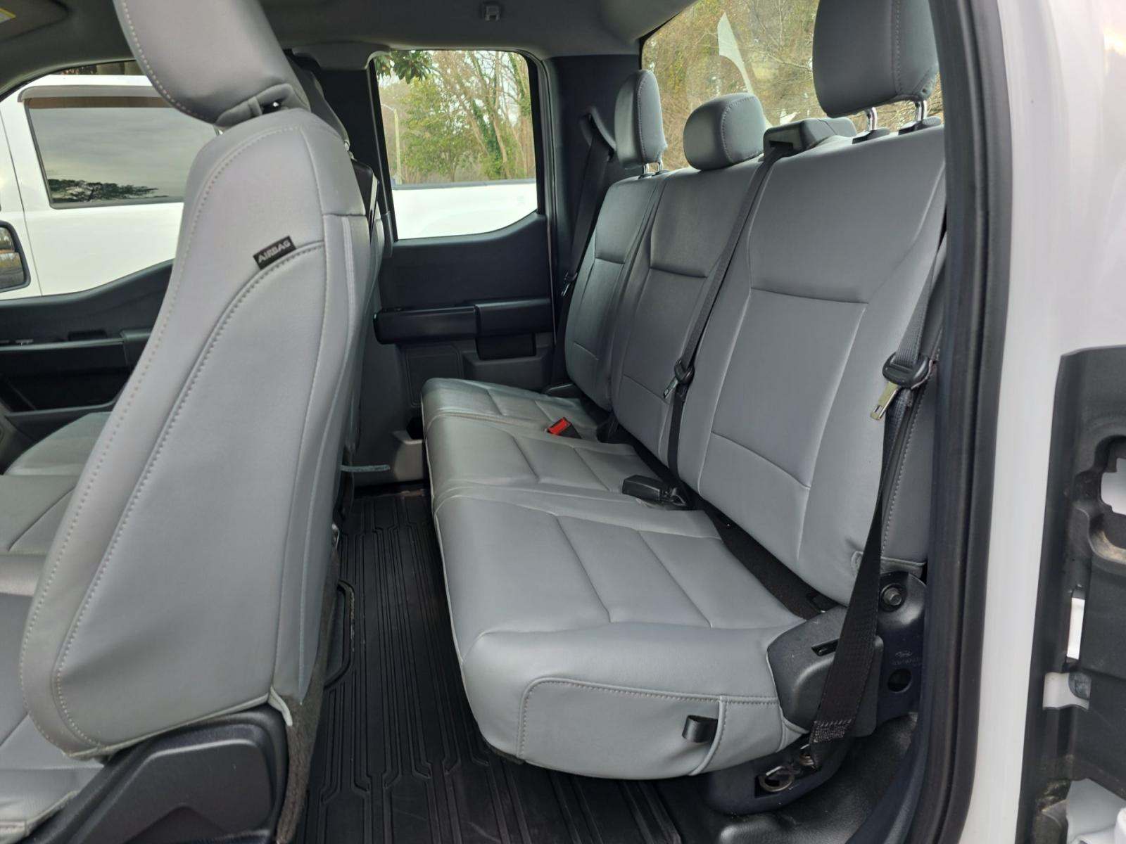 2022 Ford F-150 XL RWD