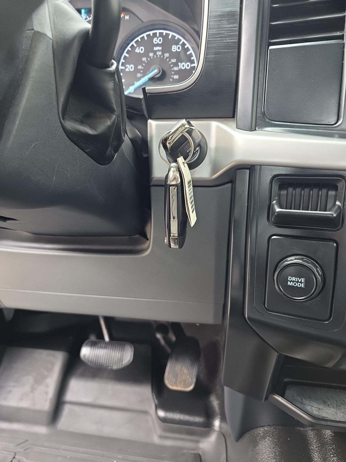 2022 Ford F-150 XL RWD