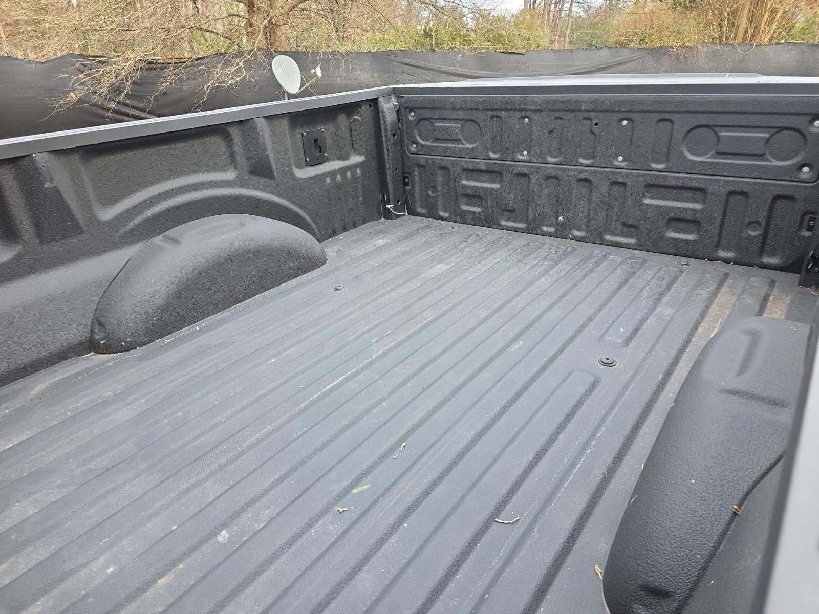 2022 Ford F-150 XL RWD