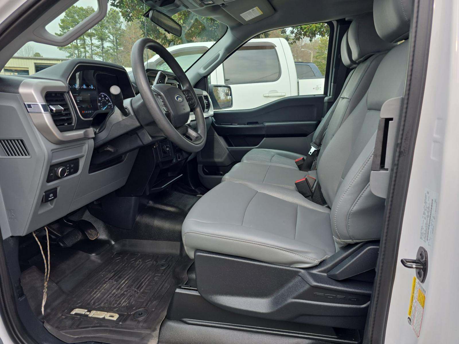 2022 Ford F-150 XL RWD