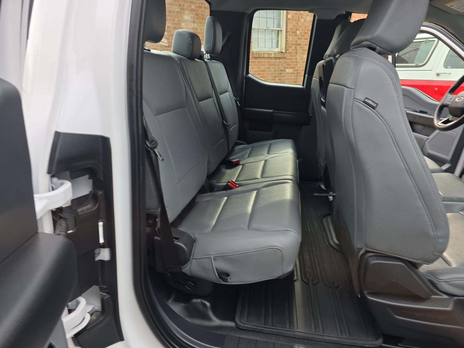 2022 Ford F-150 XL RWD