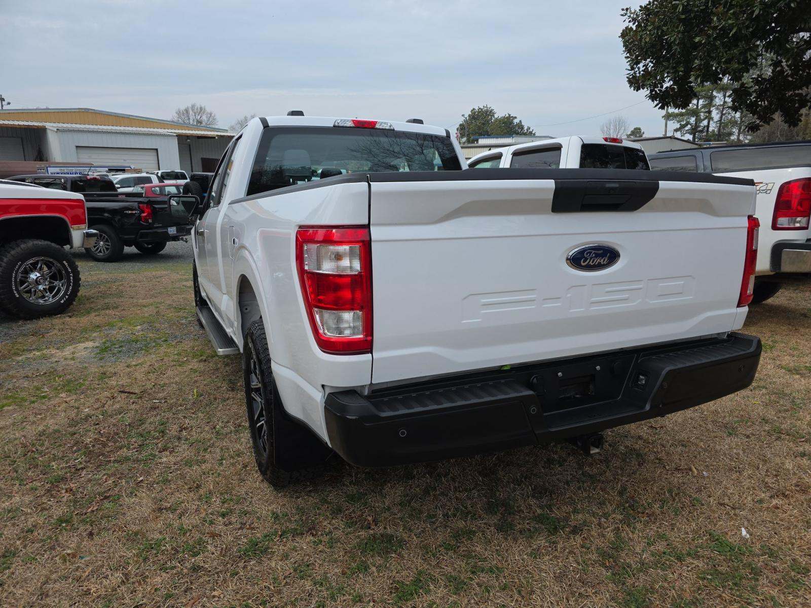 2022 Ford F-150 XL RWD