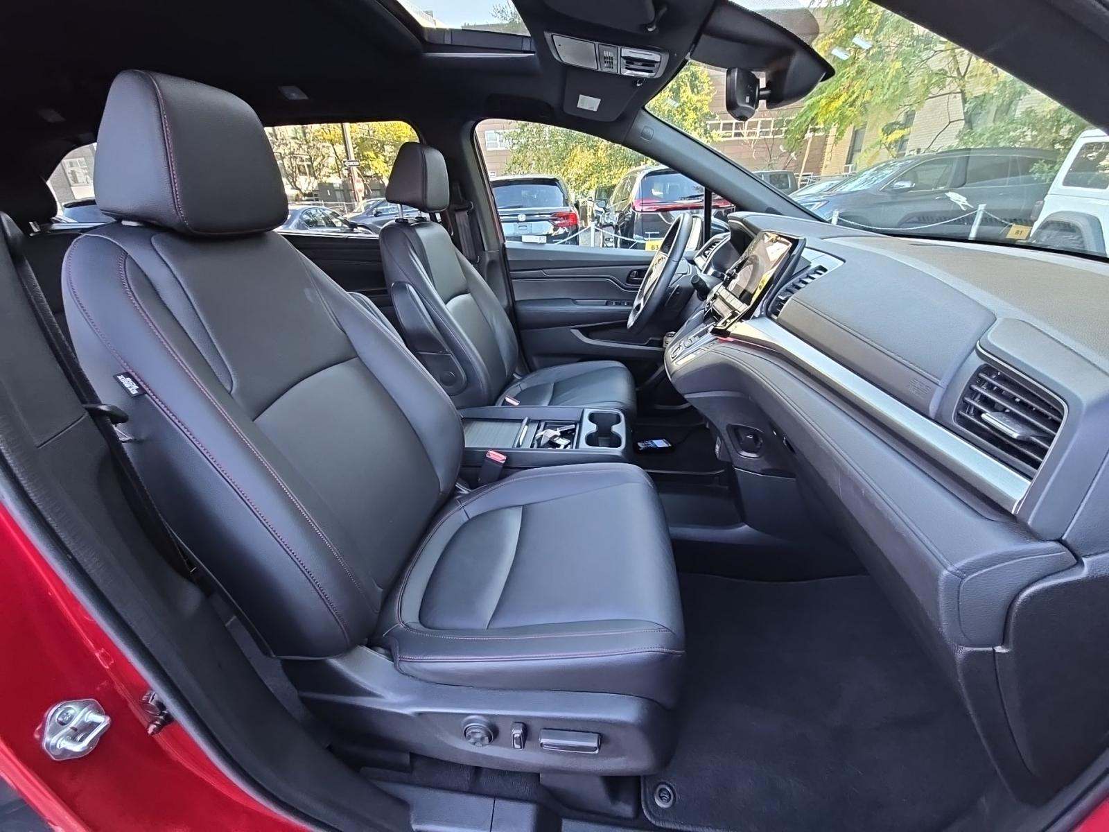 2023 Honda Odyssey Sport FWD