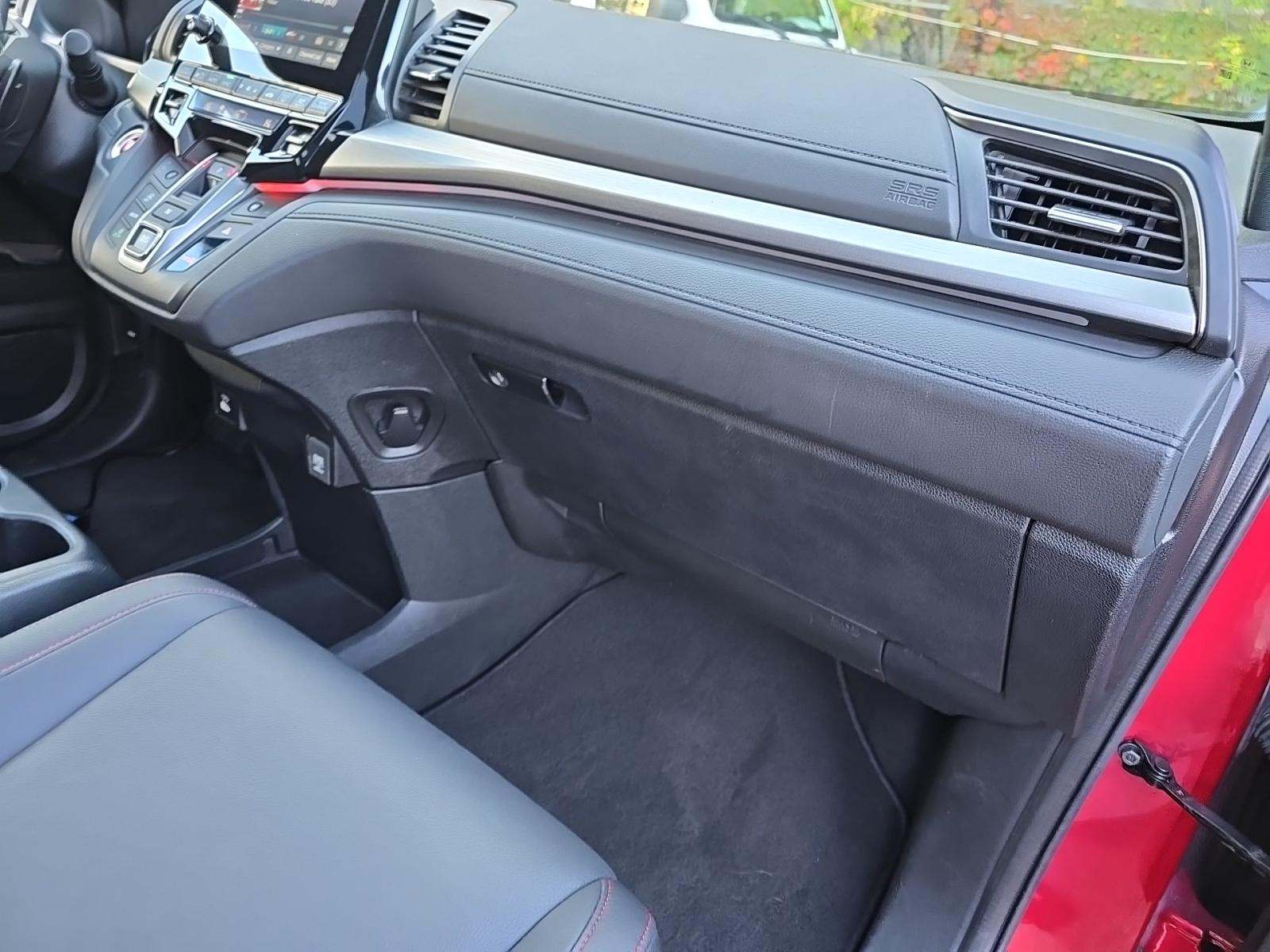 2023 Honda Odyssey Sport FWD