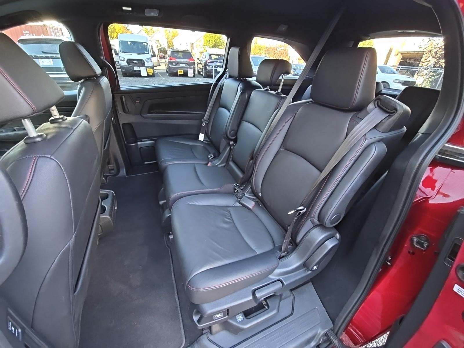 2023 Honda Odyssey Sport FWD