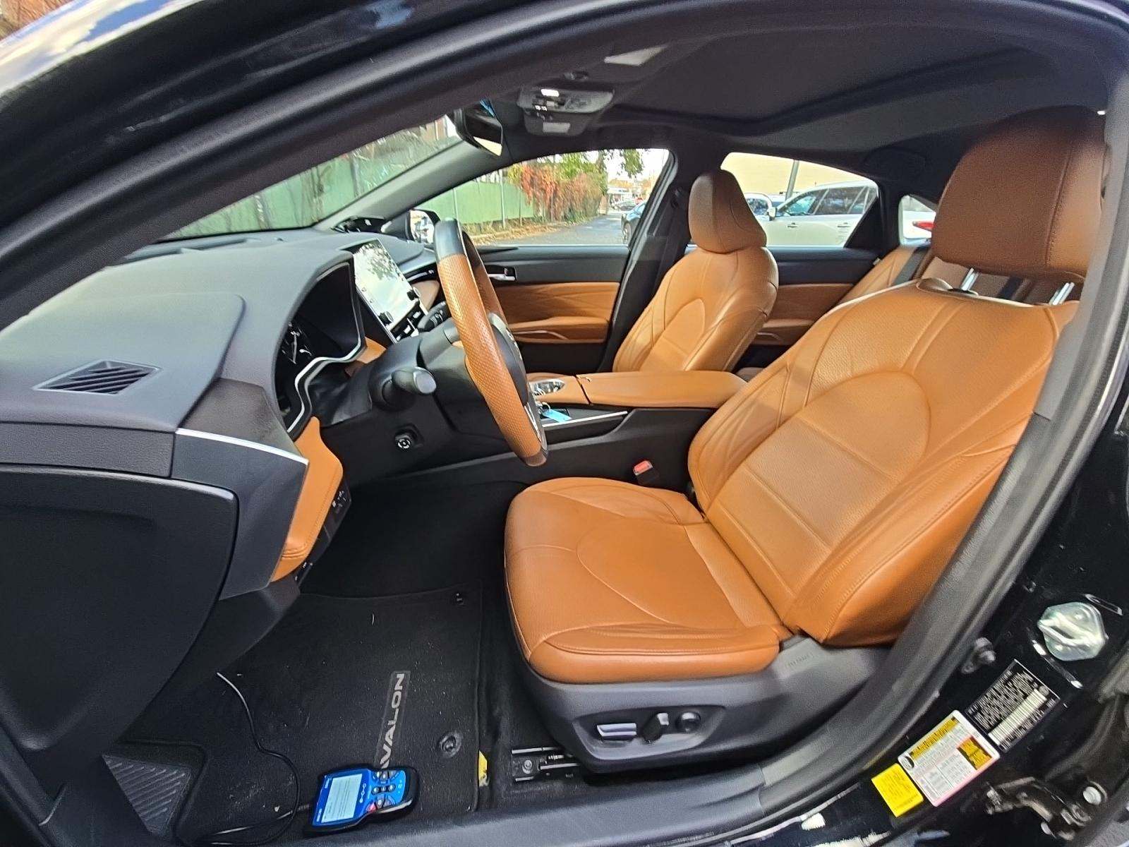 2022 Toyota Avalon Limited FWD