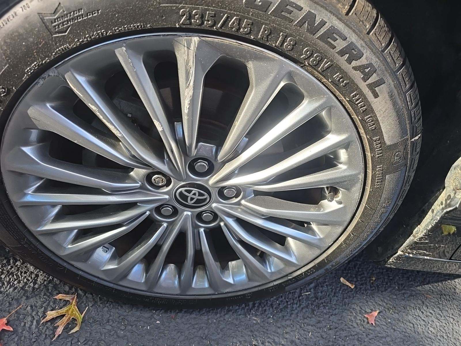 2022 Toyota Avalon Limited FWD