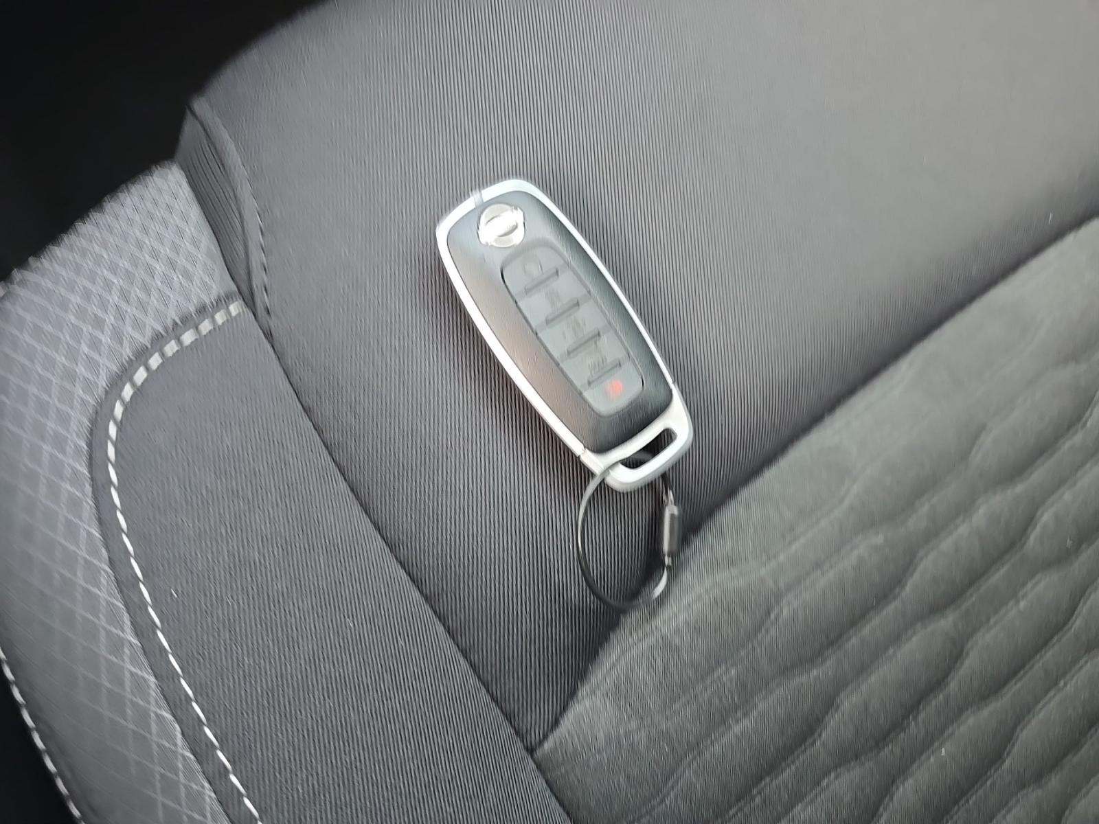 2025 Nissan Pathfinder SV AWD