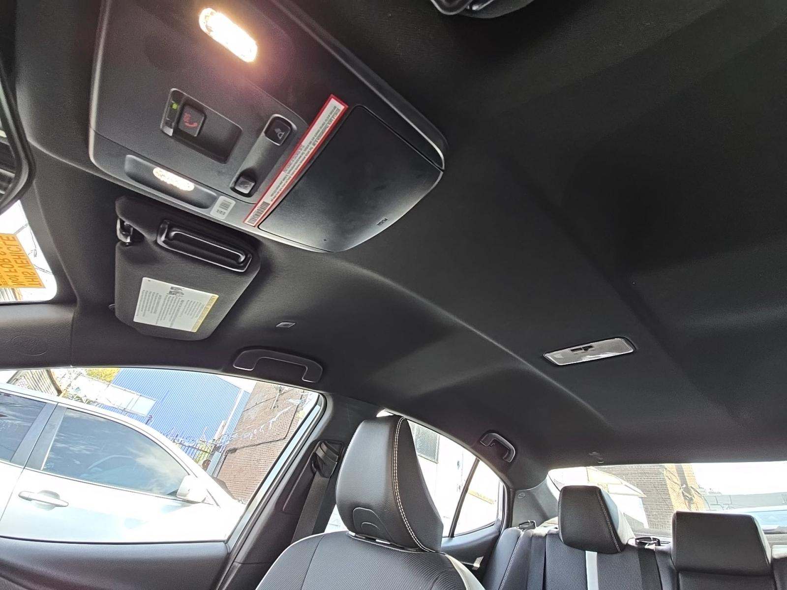 2025 Toyota Camry SE FWD