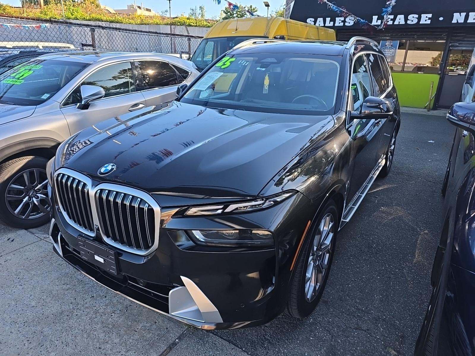 2025 BMW X7 xDrive40i AWD