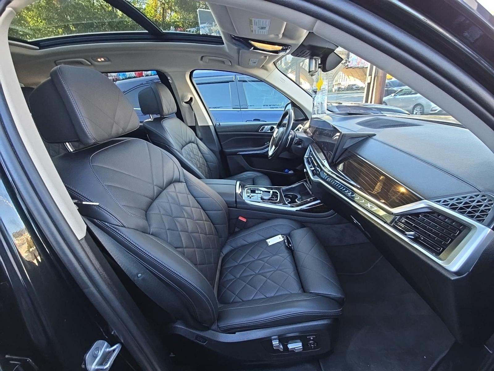 2025 BMW X7 xDrive40i AWD