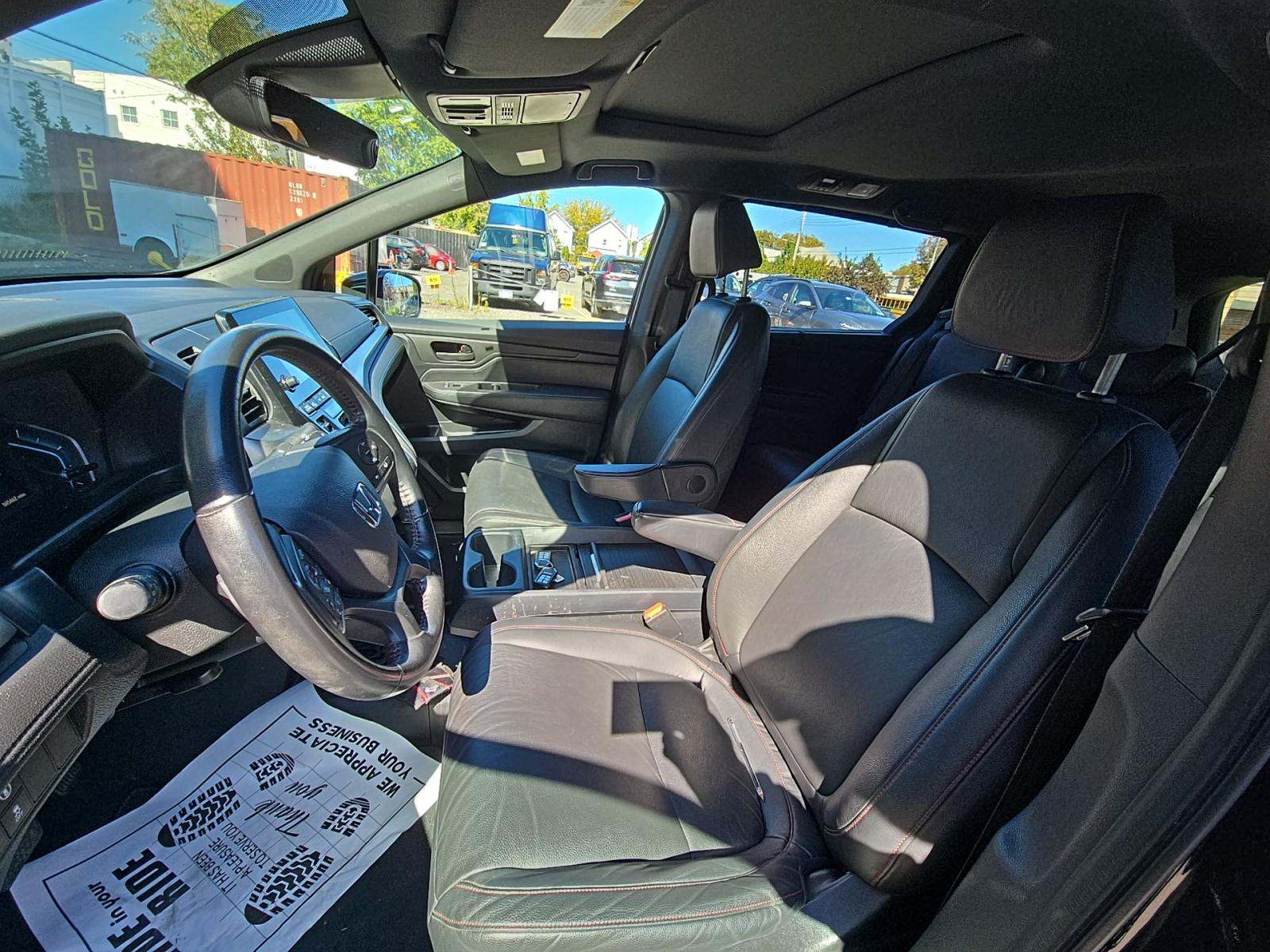 2023 Honda Odyssey Sport FWD