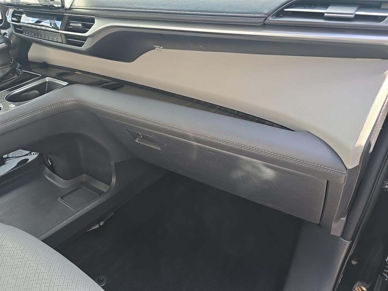 2023 Toyota Sienna Limited AWD