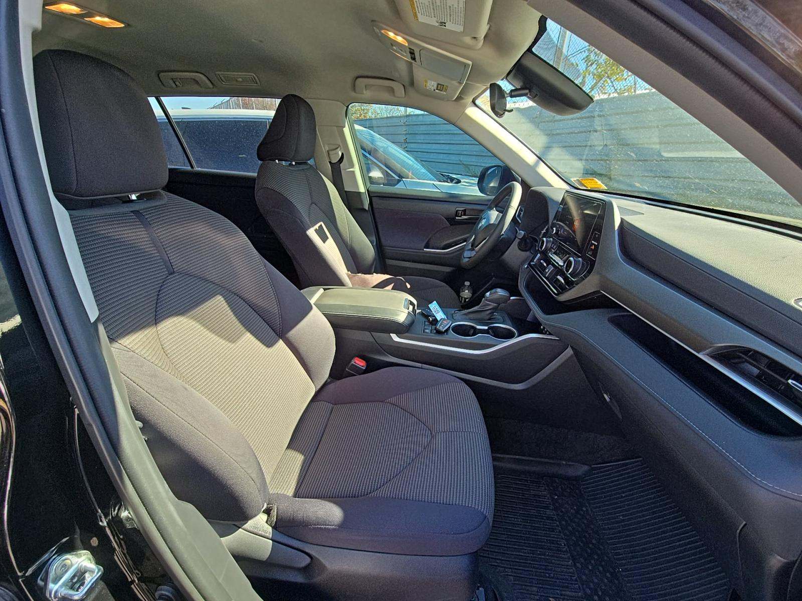 2023 Toyota Highlander LE AWD