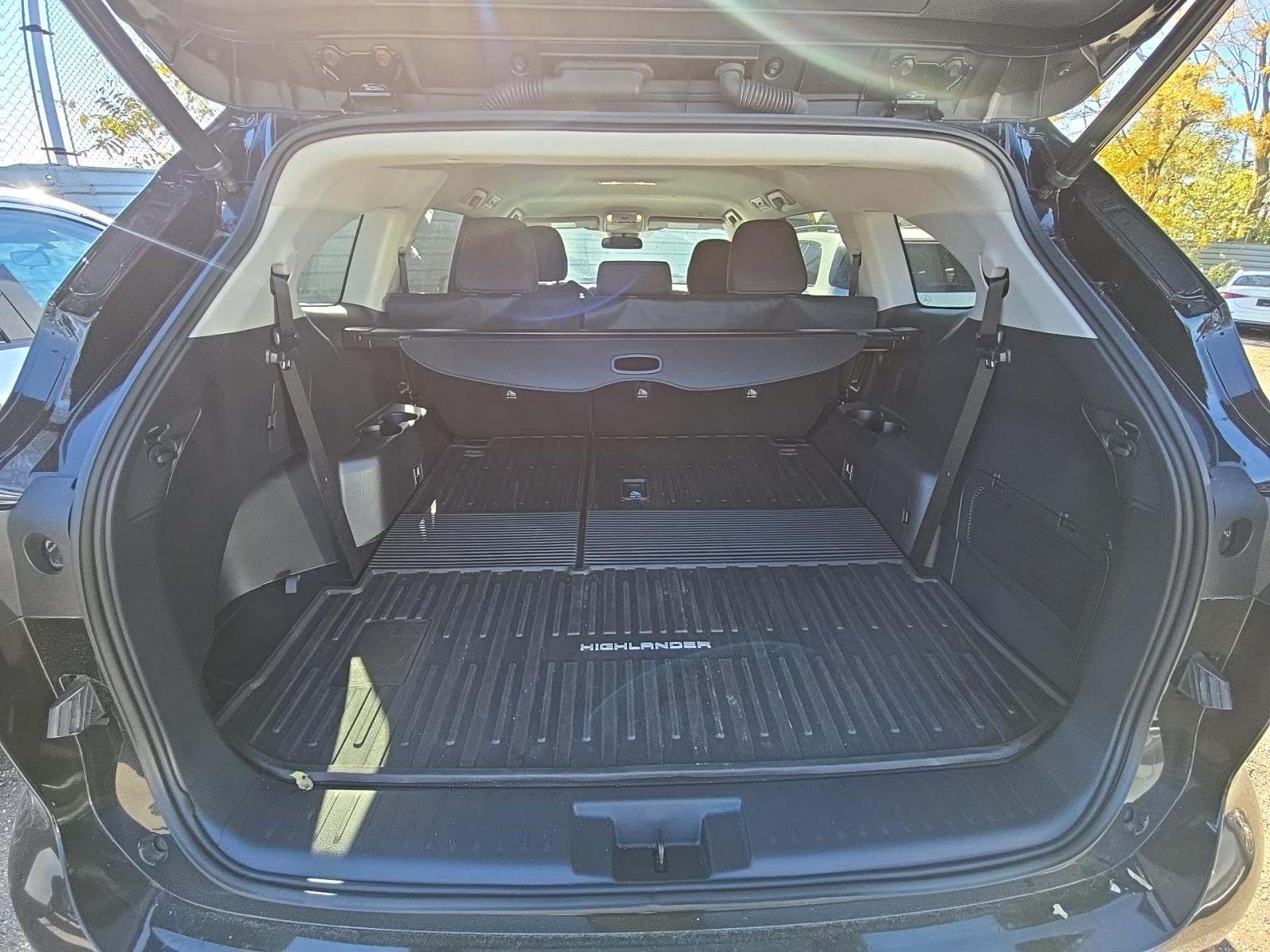 2023 Toyota Highlander LE AWD