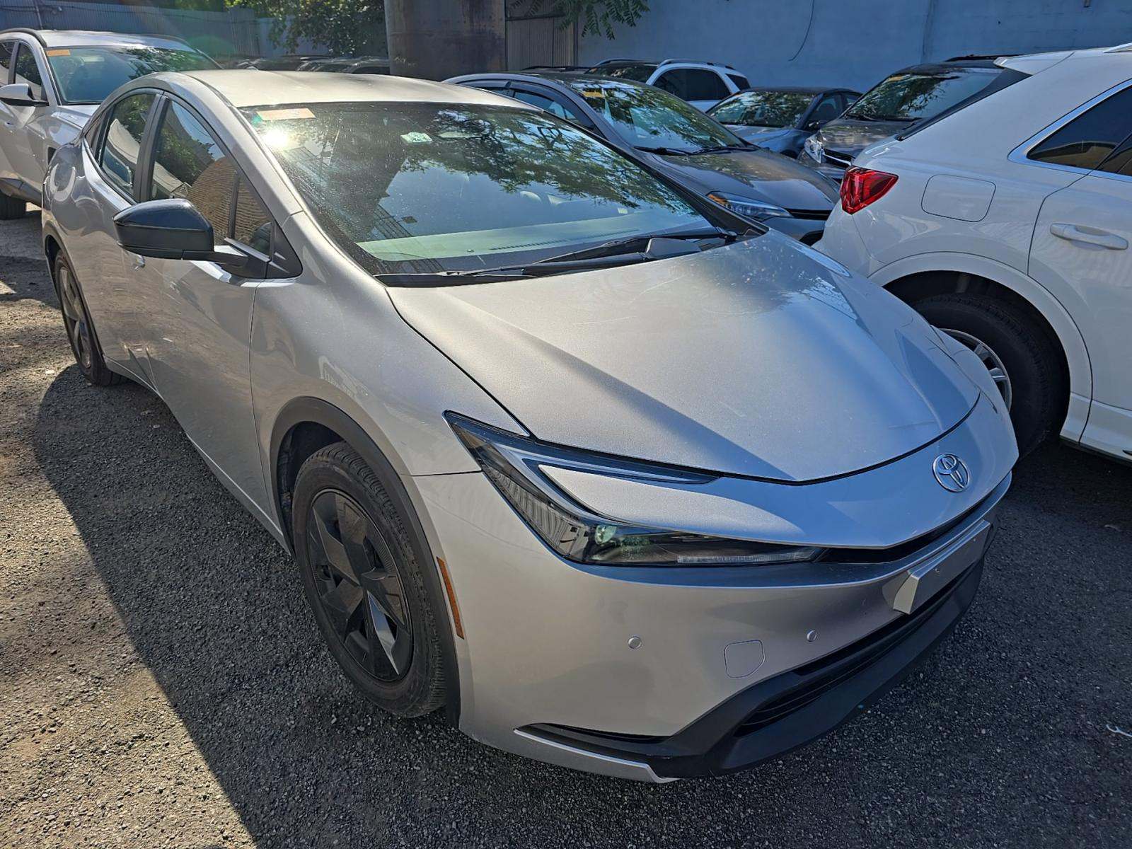 2023 Toyota Prius LE FWD