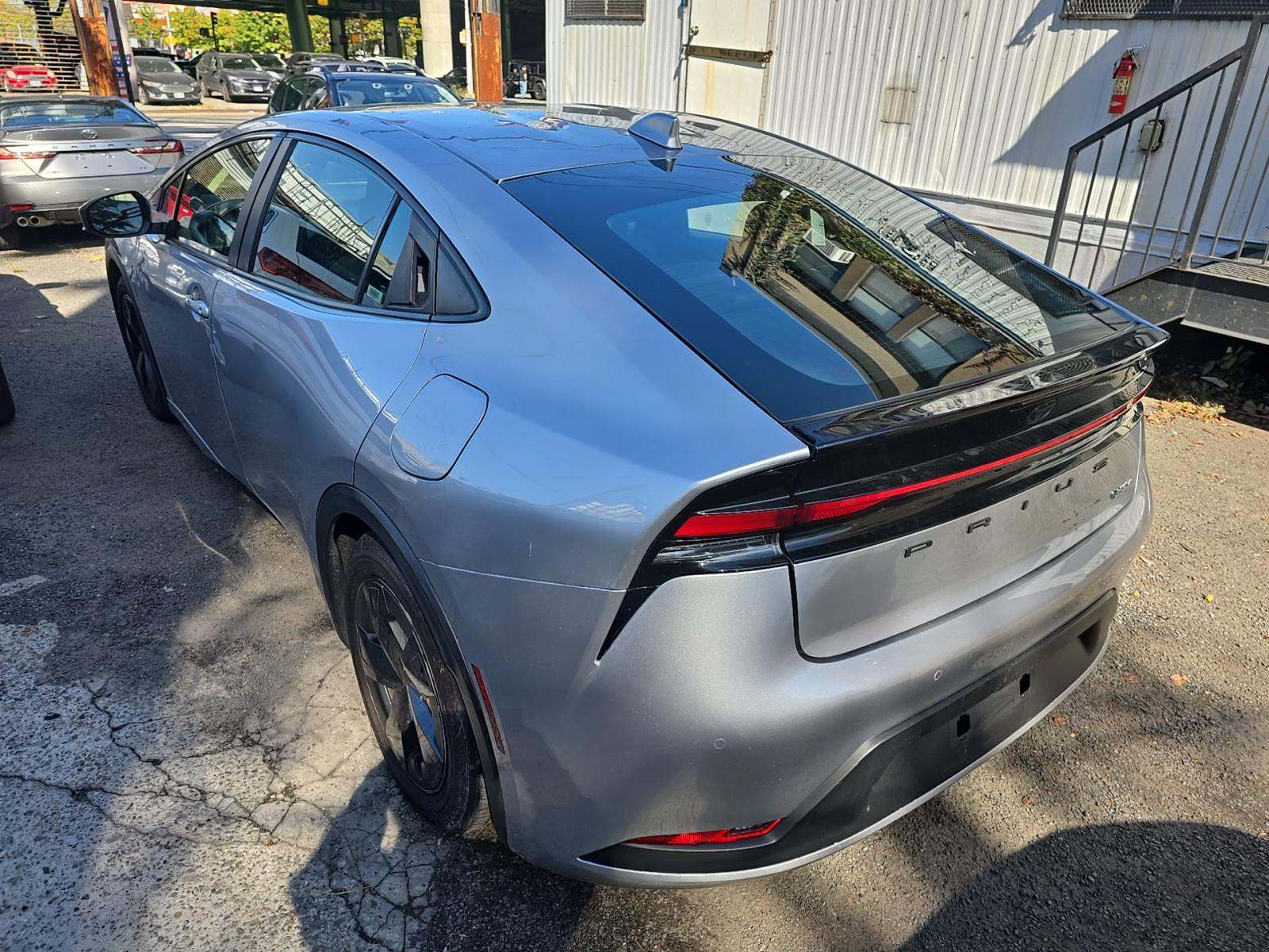 2023 Toyota Prius LE FWD