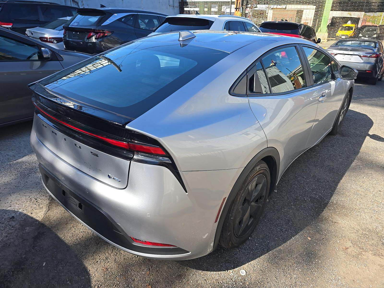 2023 Toyota Prius LE FWD