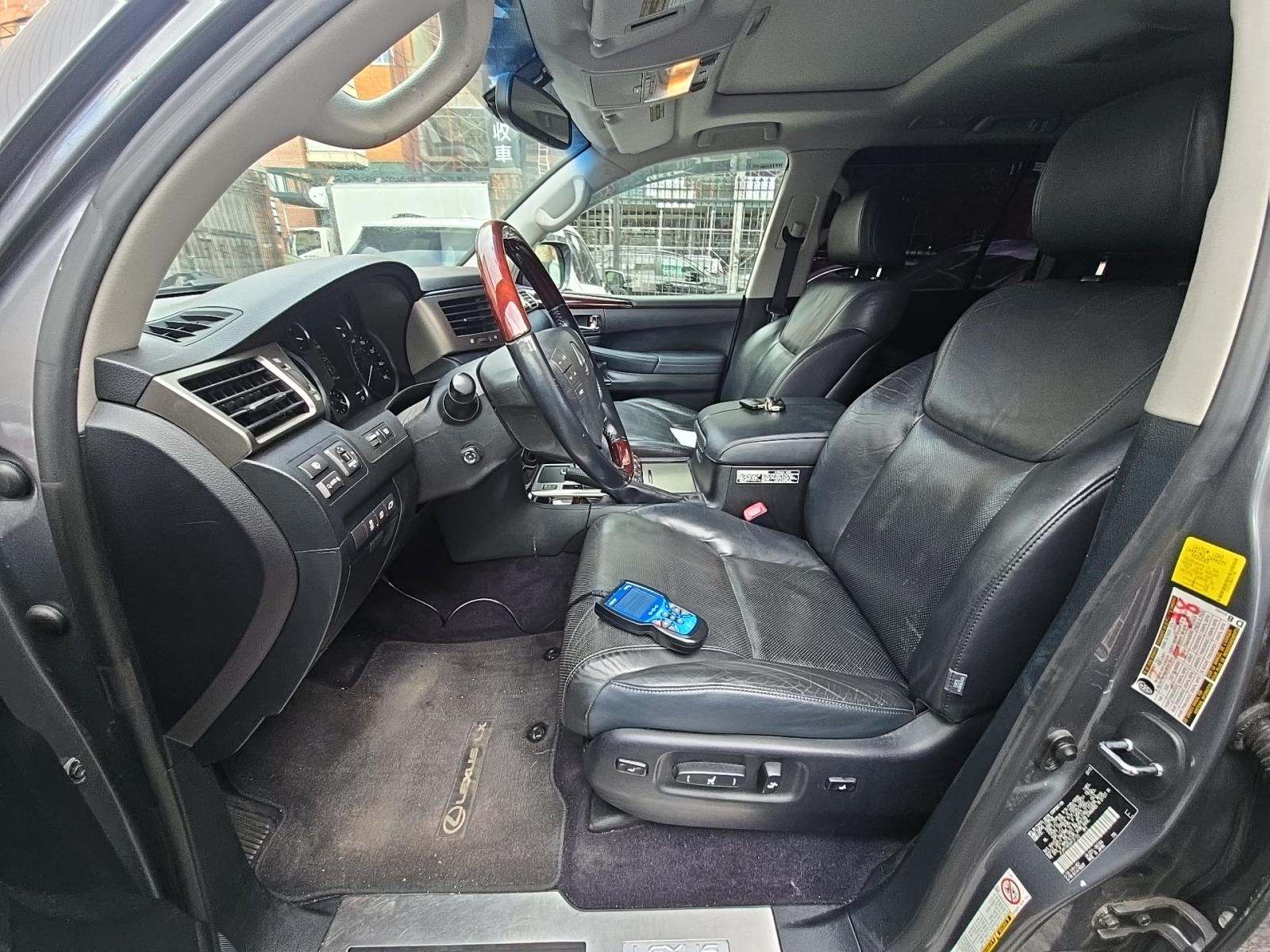 2013 Lexus LX LX 570 AWD