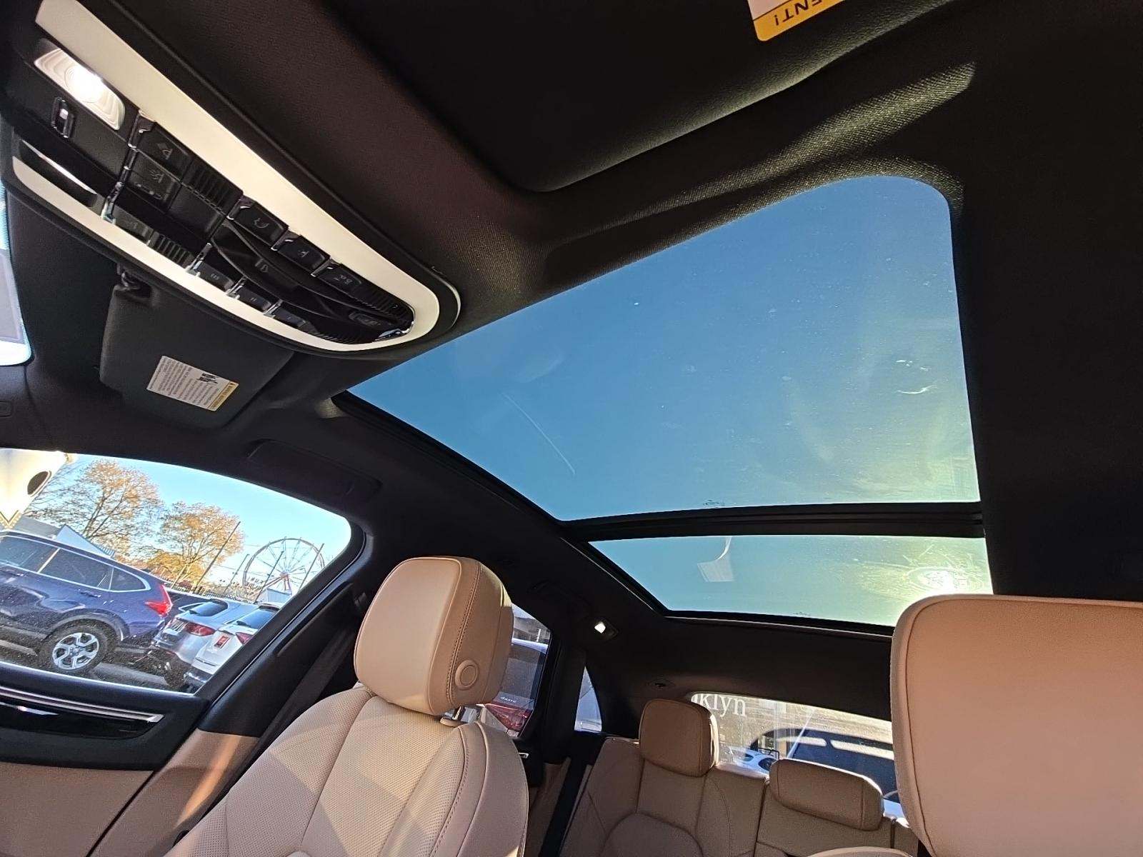 2023 Porsche Macan Base AWD