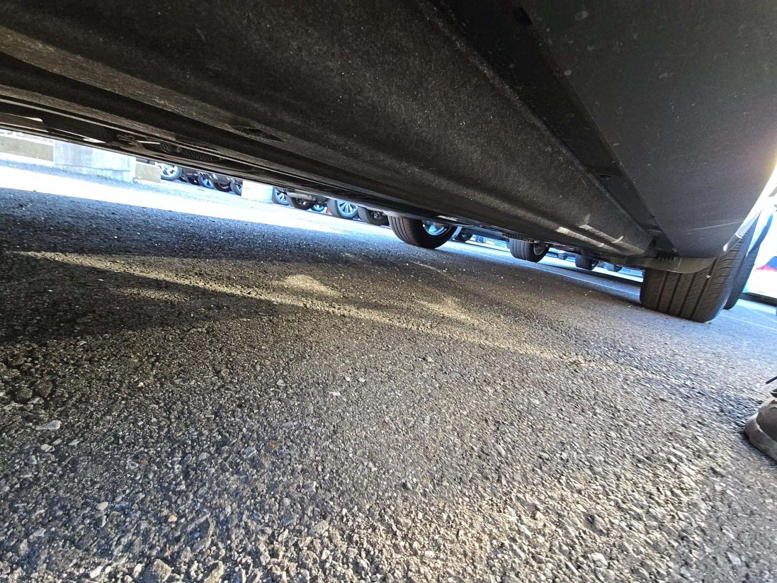 2023 Porsche Macan Base AWD