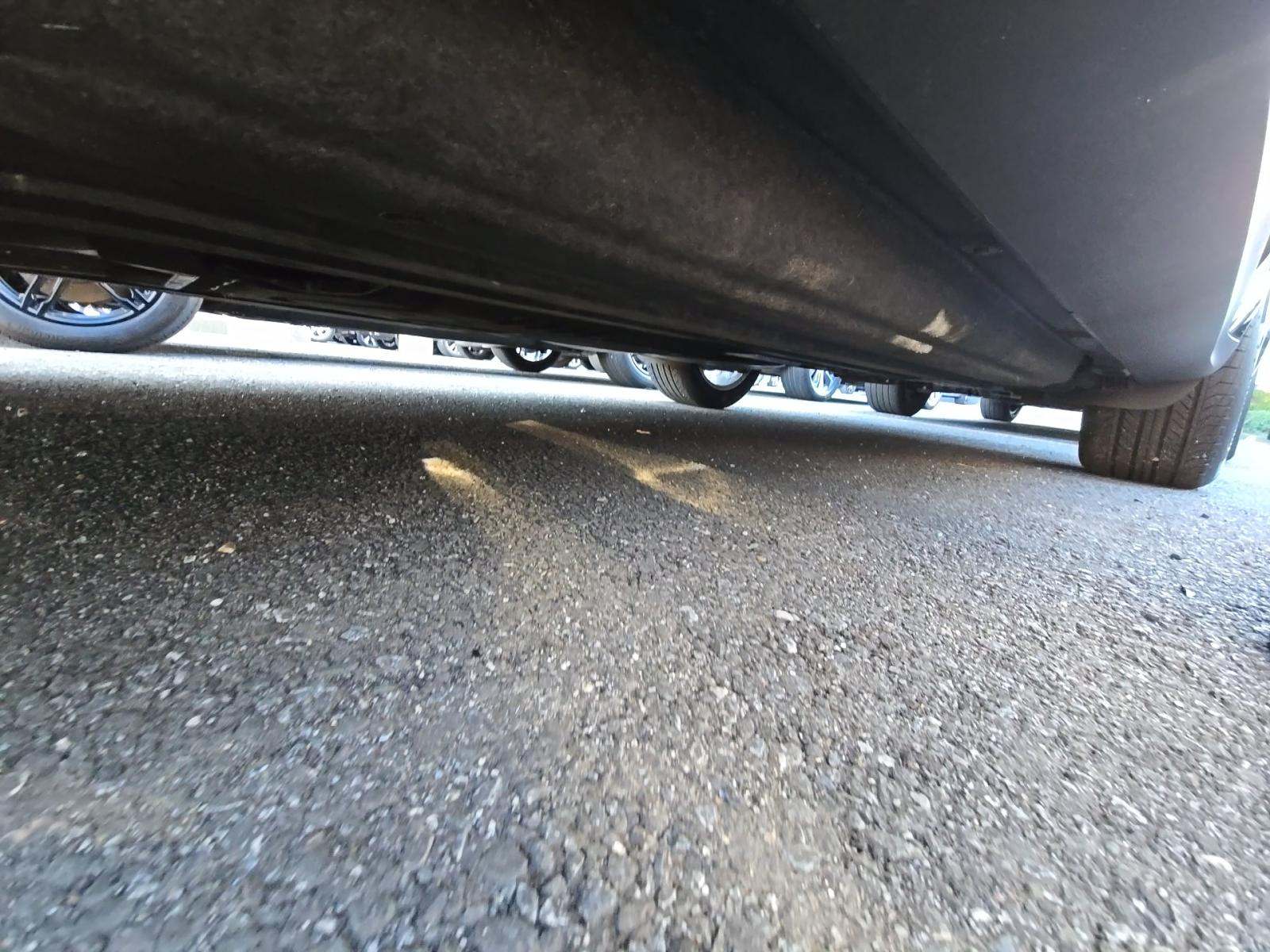 2022 Porsche Macan Base AWD