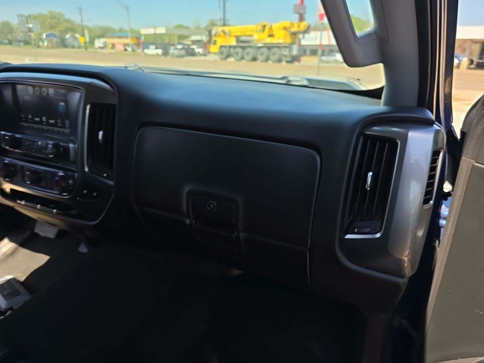 2018 Chevrolet Silverado 1500 LT RWD