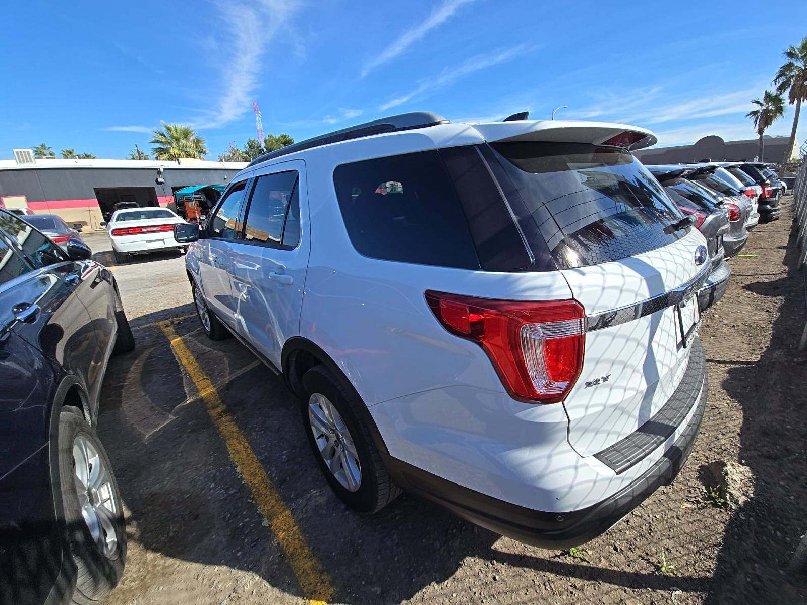FORD EXPLORER - 2