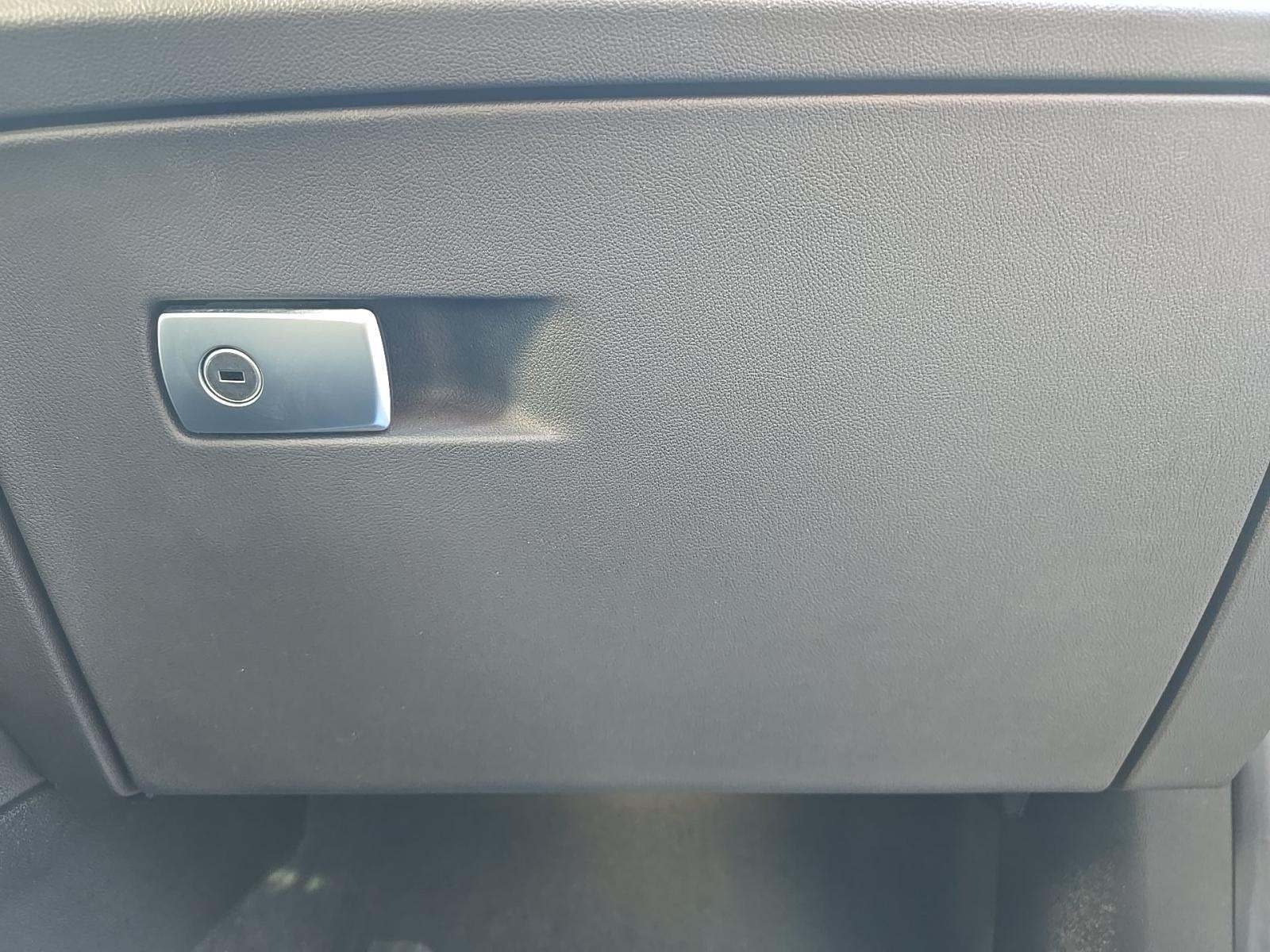 2021 BMW X3 sDrive30i RWD