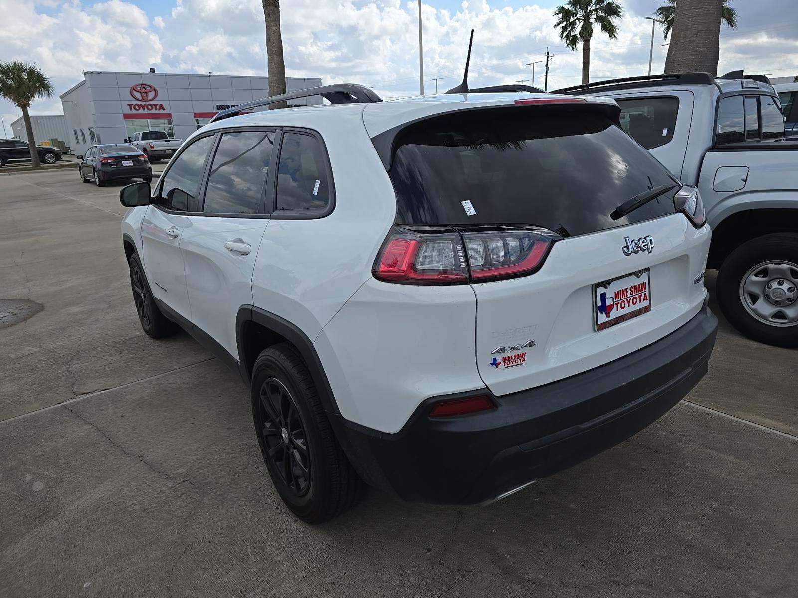 2022 Jeep Cherokee Latitude Lux AWD