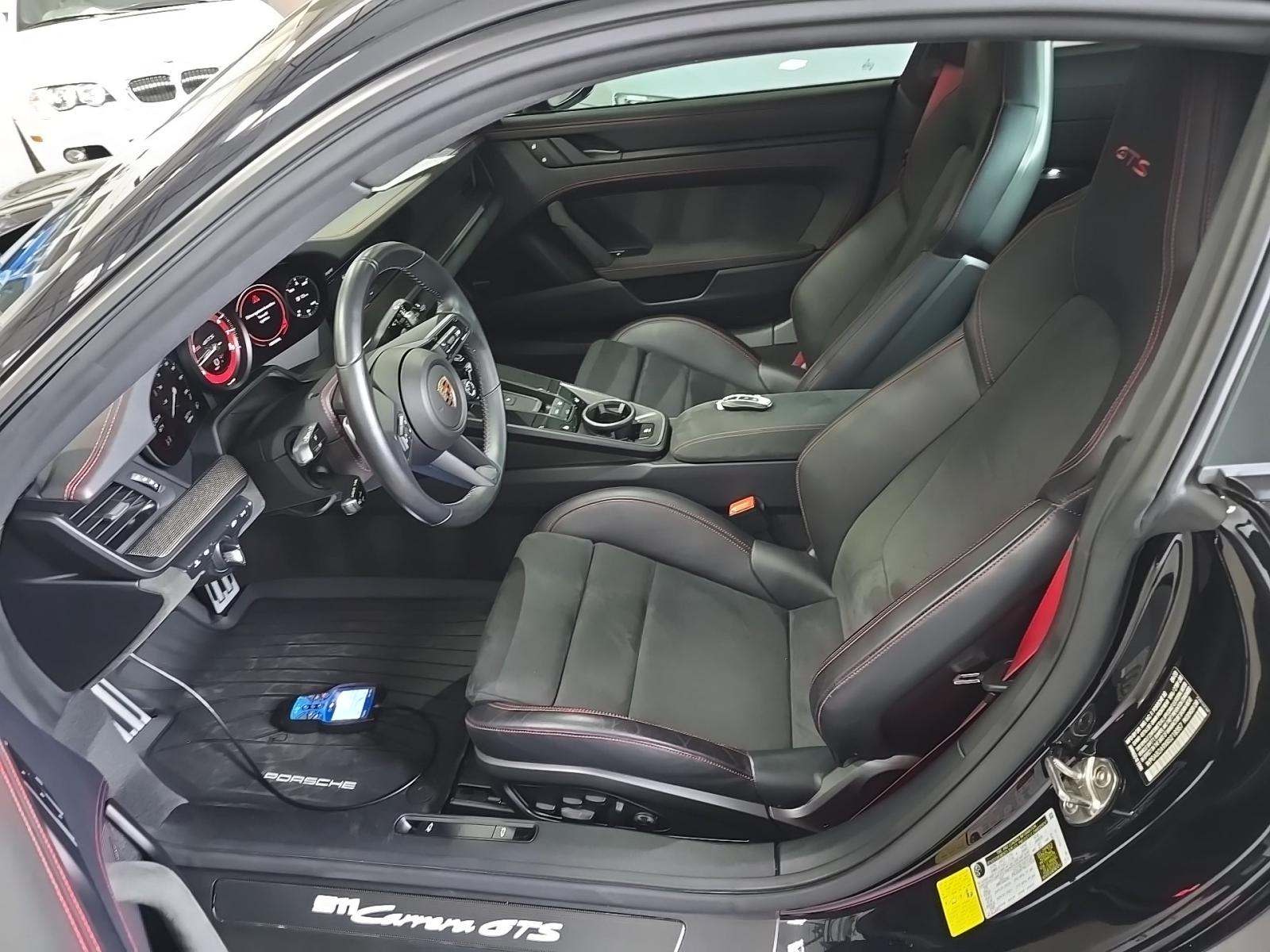 2024 Porsche 911 Carrera GTS RWD