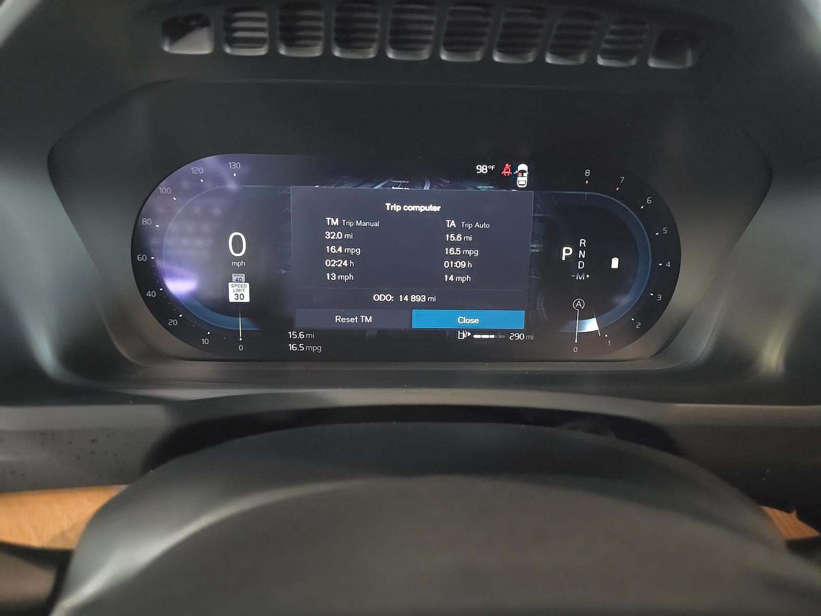 2025 Volvo XC90 B6 Plus AWD