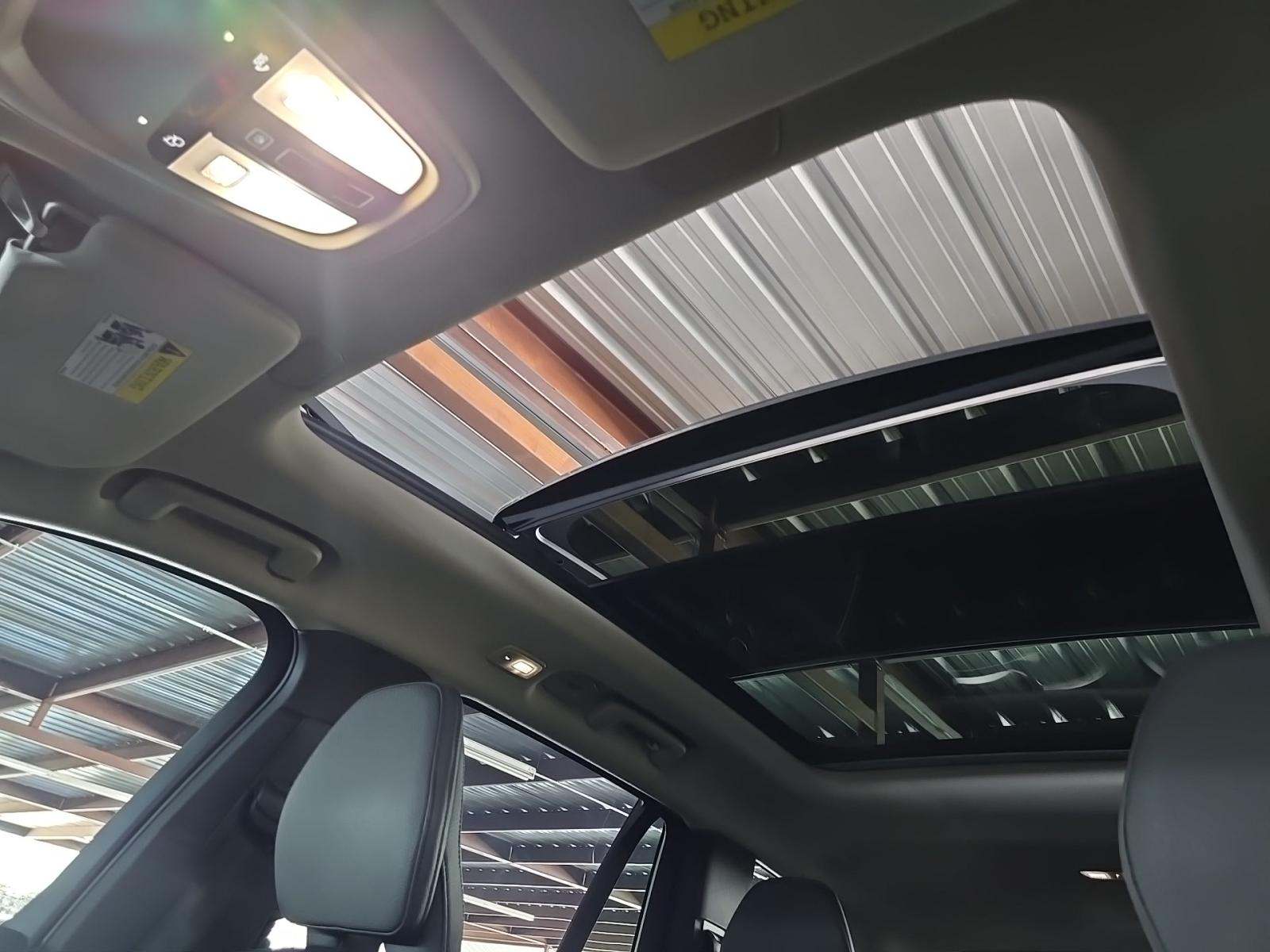 2025 Volvo XC90 B6 Plus AWD