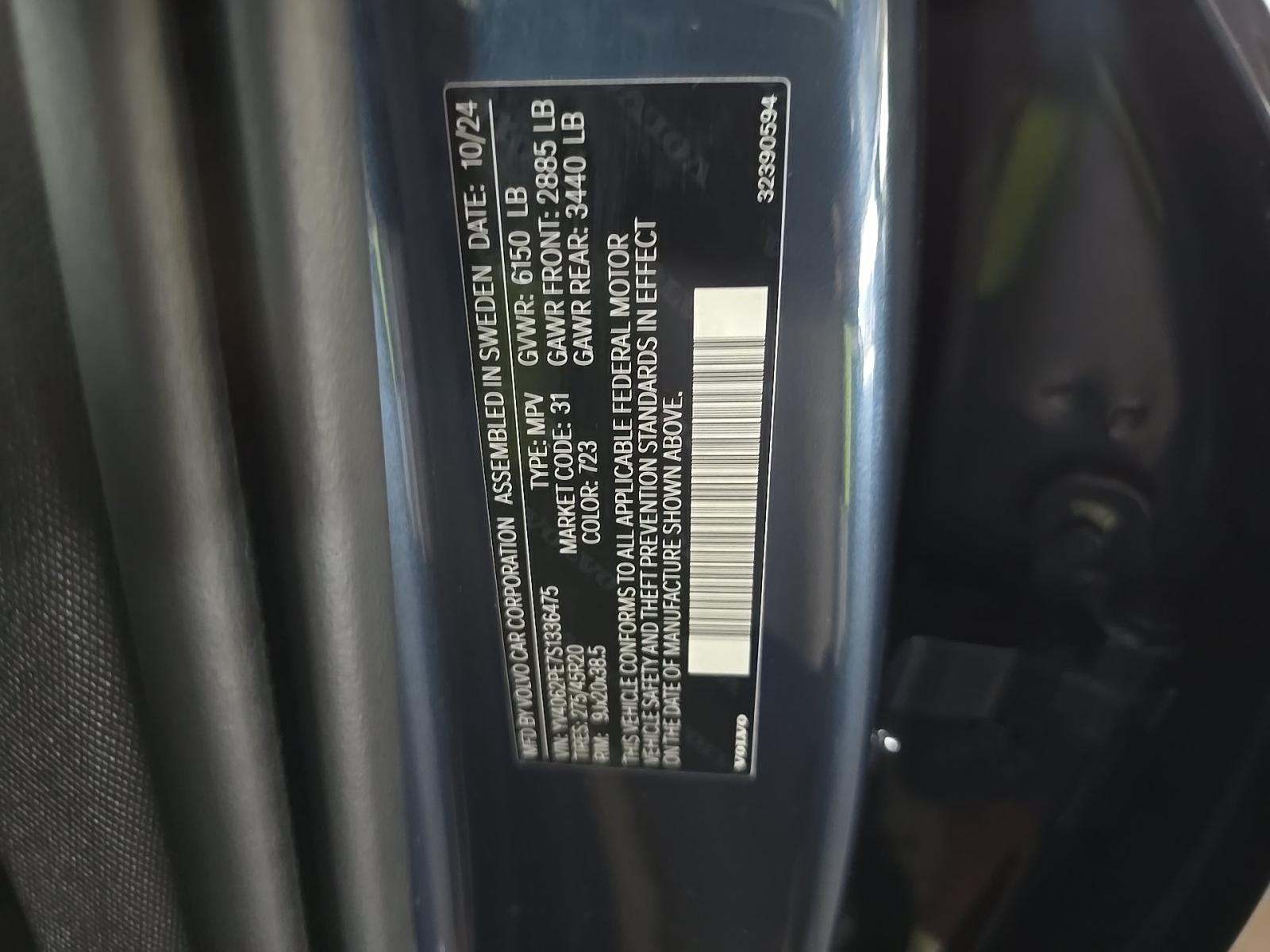 2025 Volvo XC90 B6 Plus AWD