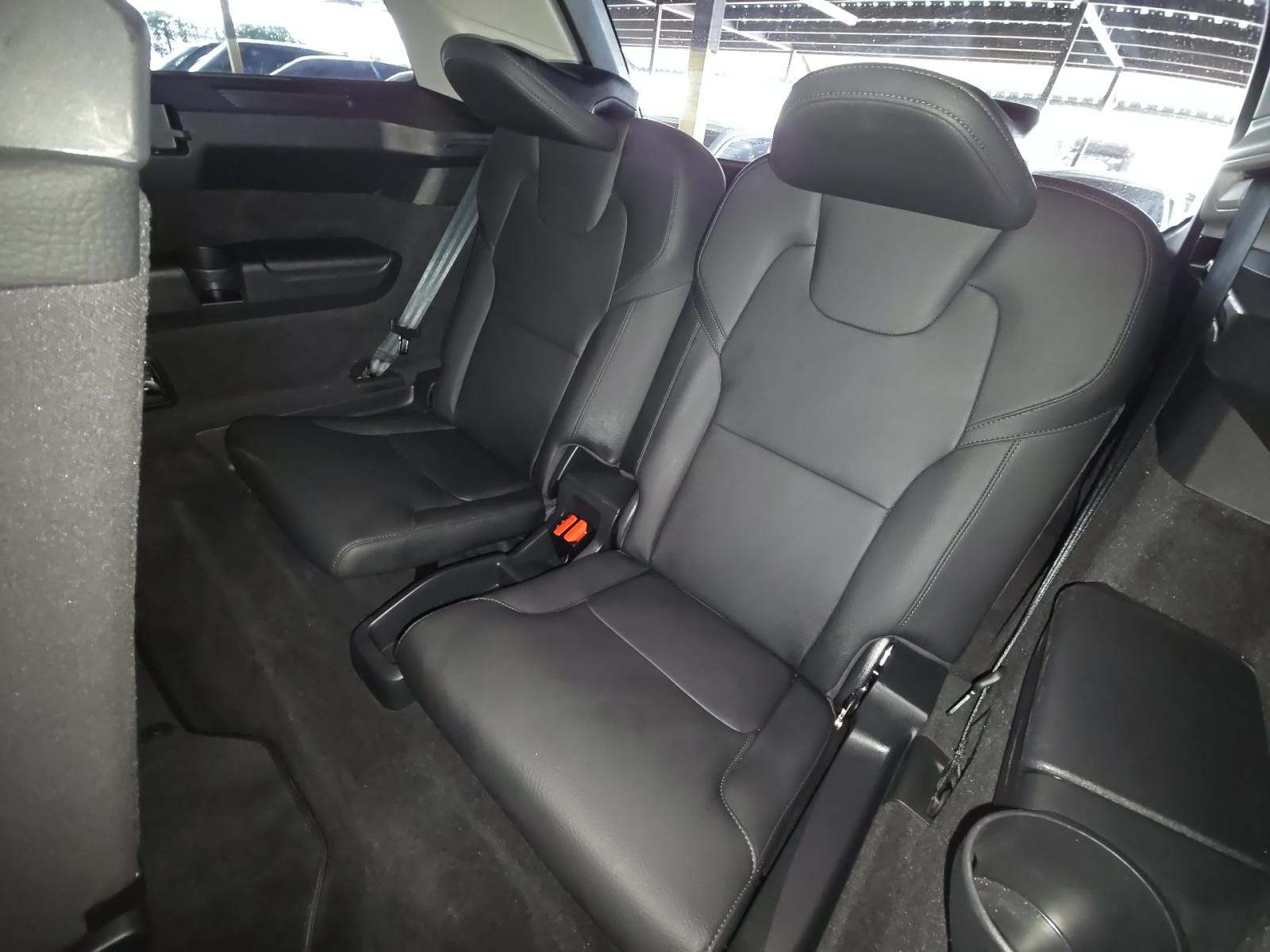 2025 Volvo XC90 B6 Plus AWD