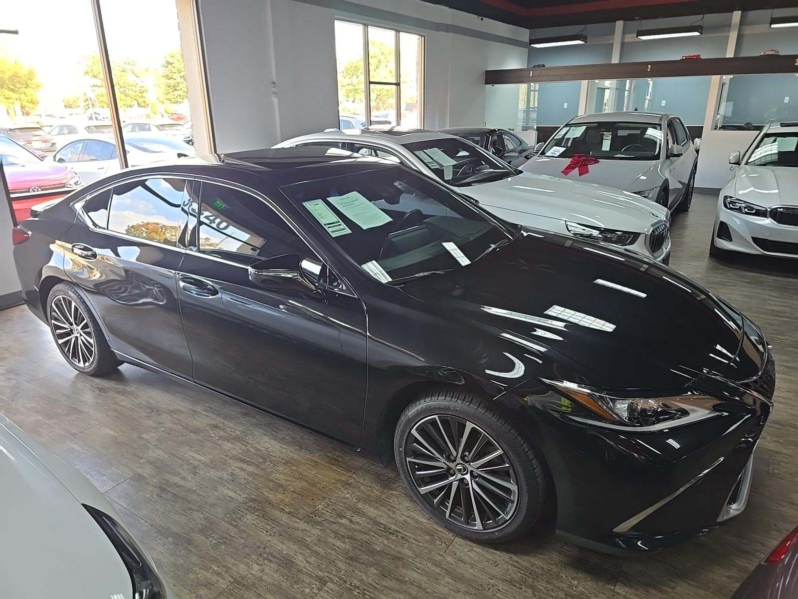 2023 Lexus ES ES 300h FWD