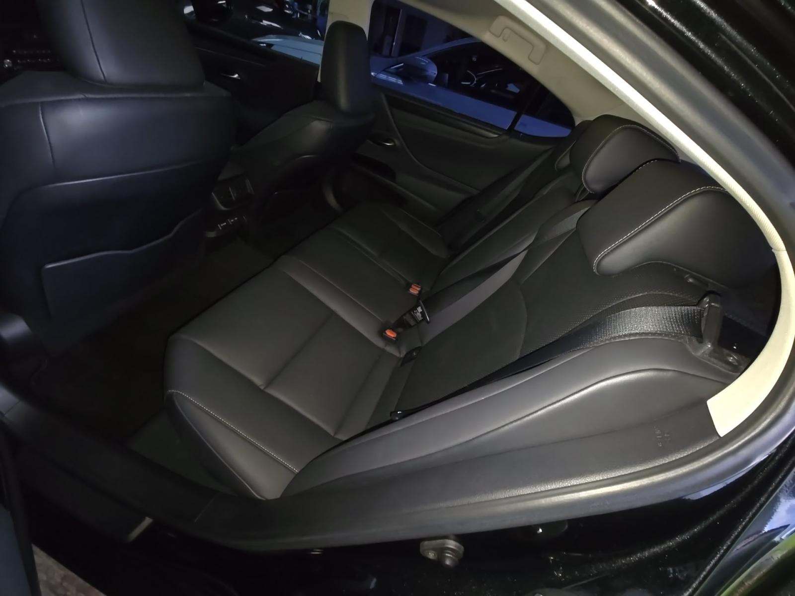 2023 Lexus ES ES 300h FWD