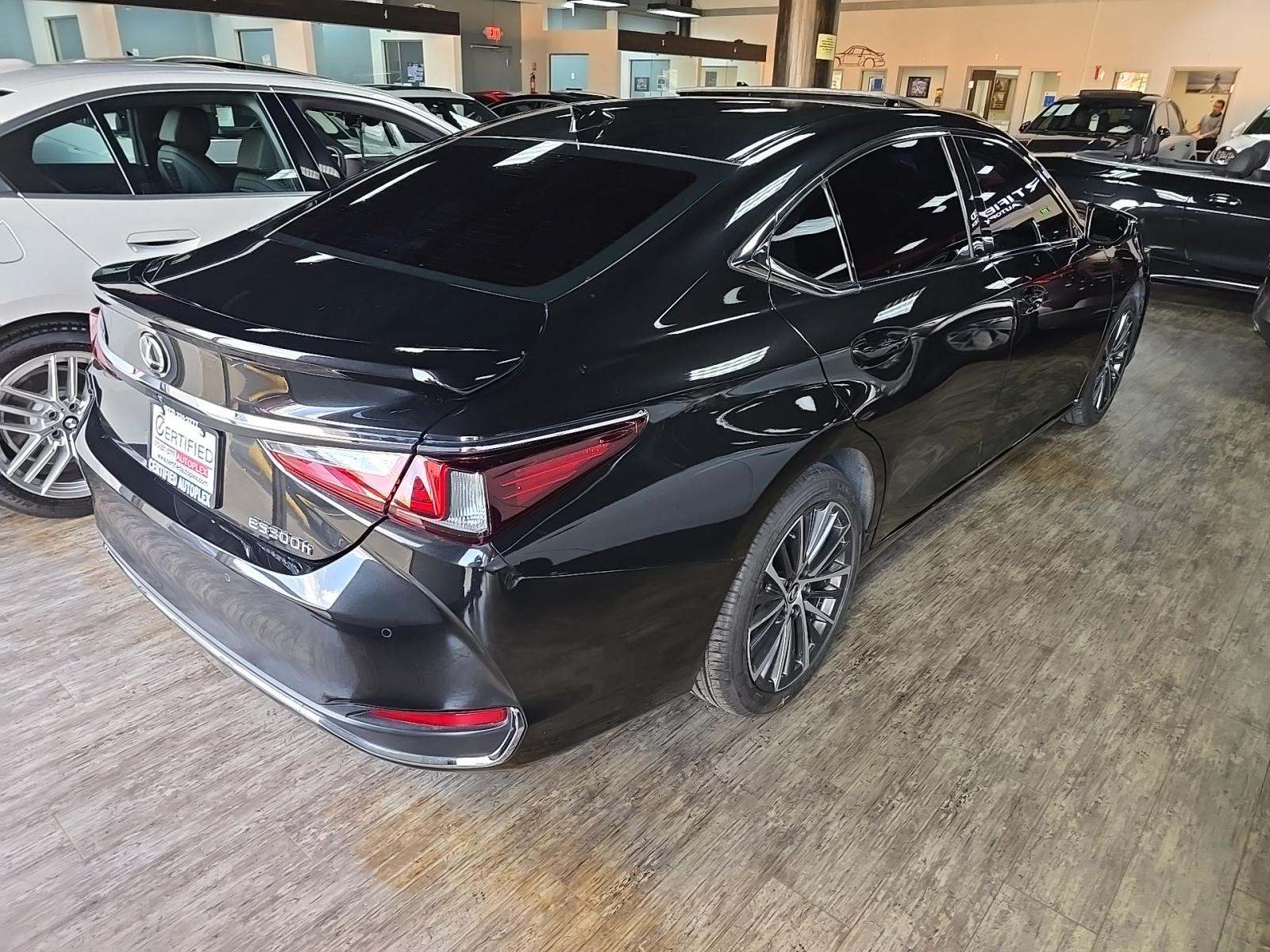 2023 Lexus ES ES 300h FWD