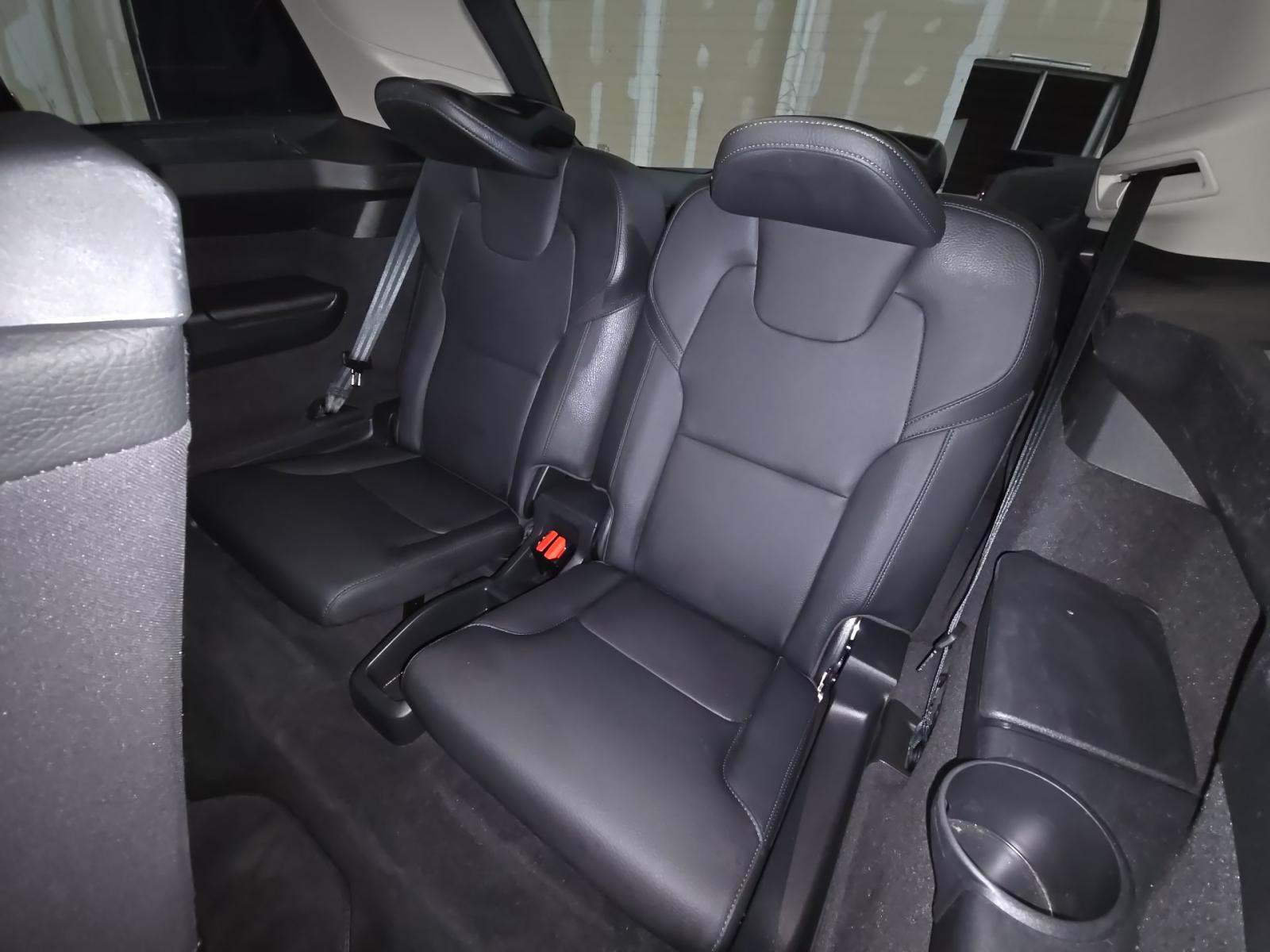 2025 Volvo XC90 B6 Plus AWD